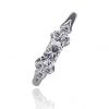 Clicker jewel with zirconia for ear piercing